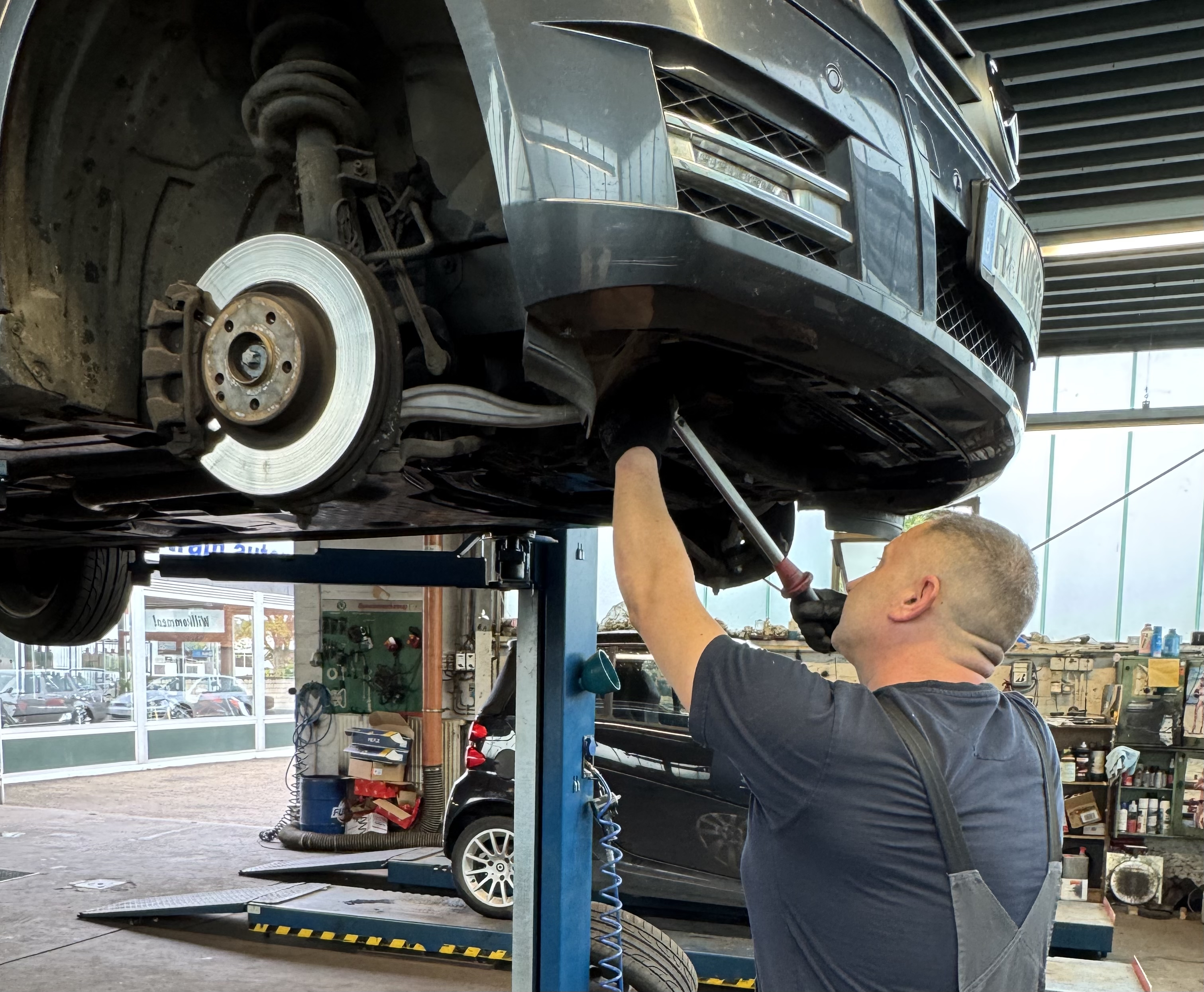 auto-reparieren-guenstig-31535-neustadt